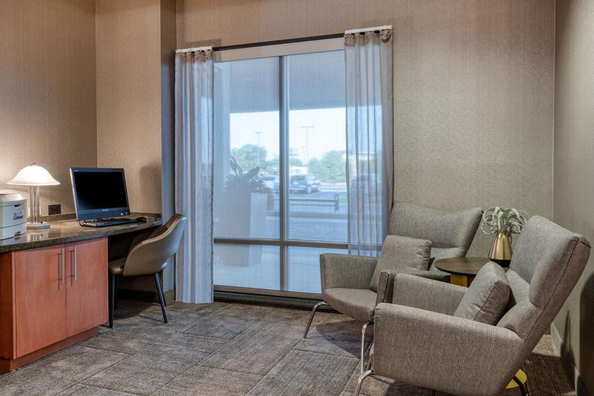 Springhill Suites Terre Haute Exteriör bild